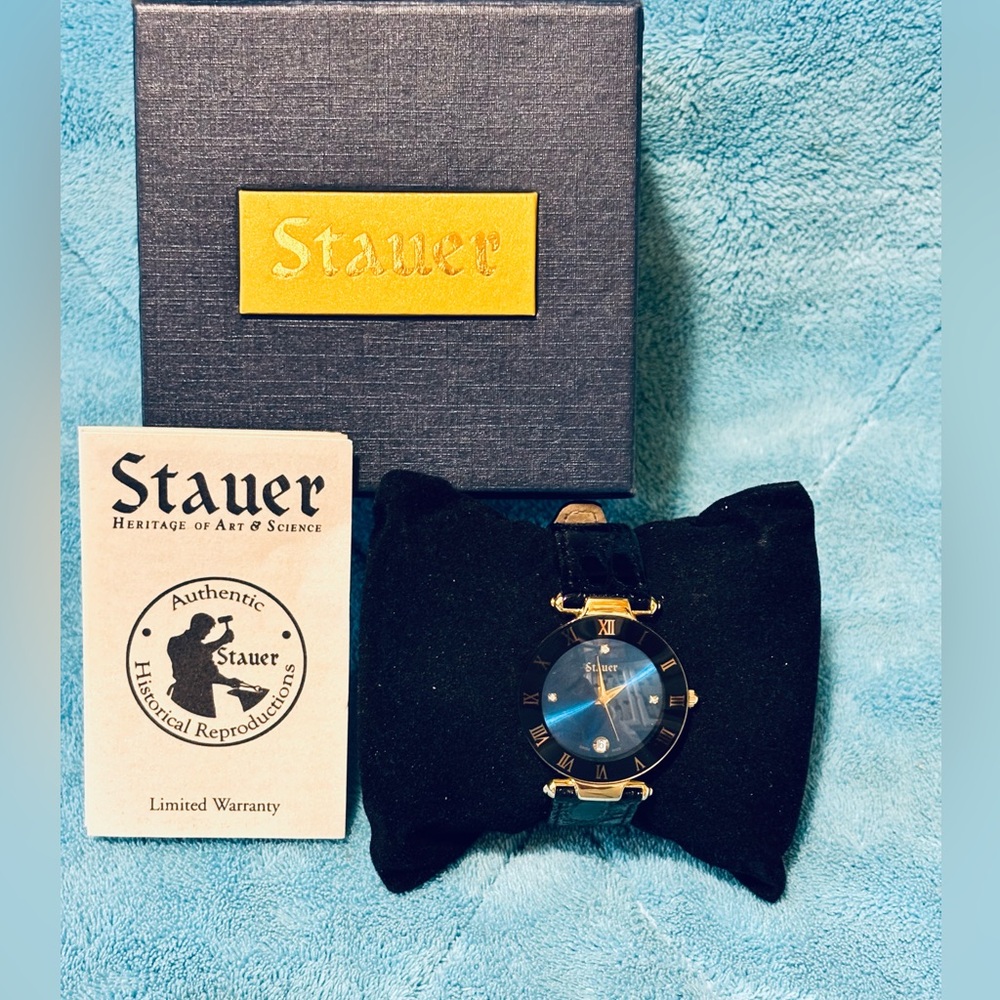 Vintage Stayer Minuit Swarovski Crystal Watch. Excellent - Picture 2 of 3